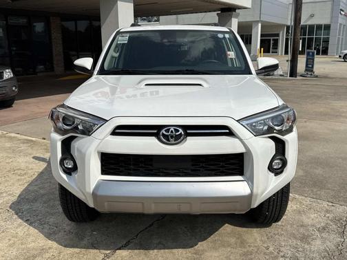 2024 Toyota 4Runner TRD Off Road