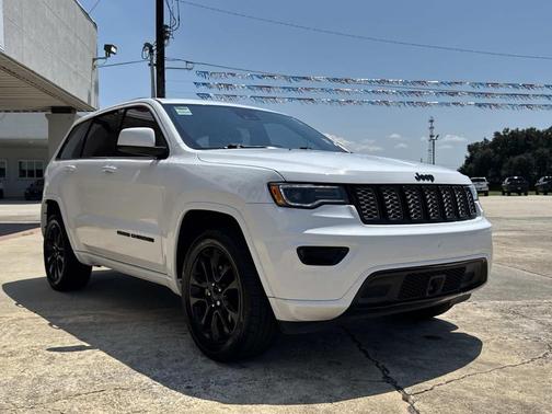 2020 Jeep Grand Cherokee Altitude