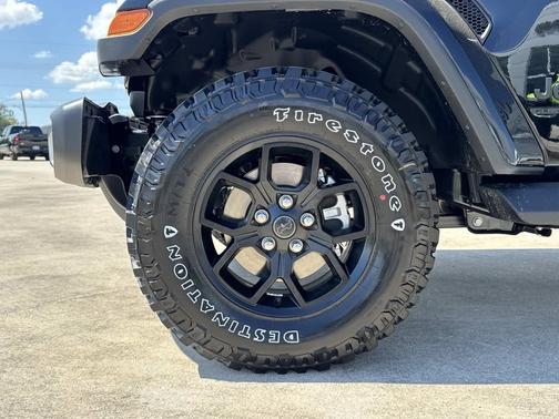 2025 Jeep Gladiator High Tide