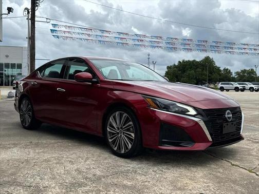 2023 Nissan Altima 2.5 SL
