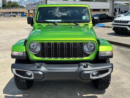 2025 Jeep Gladiator High Tide