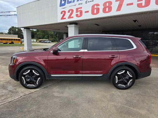 2023 Kia Telluride S