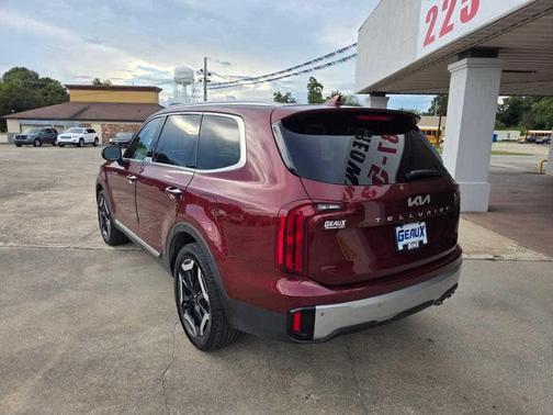 2023 Kia Telluride S