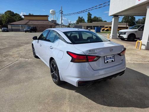 2025 Nissan Altima SR AWD