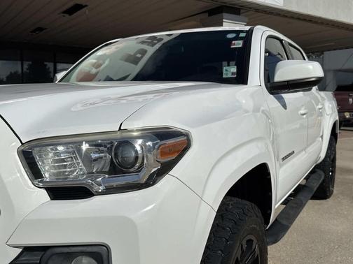 2016 Toyota Tacoma SR5