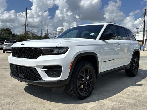 2025 Jeep Grand Cherokee Altitude