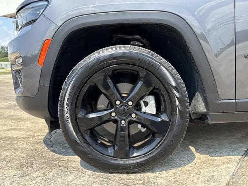 2023 Jeep Grand Cherokee Limited X