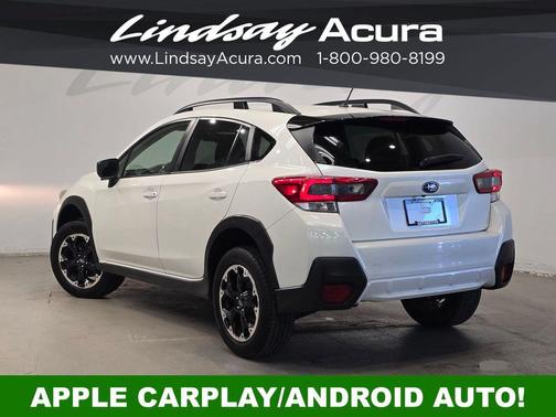 Crystal White Pearl 2022 Subaru Crosstrek Base