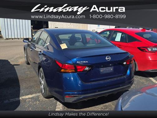 Deep Blue Pearl 2024 Nissan Altima 2.5 S