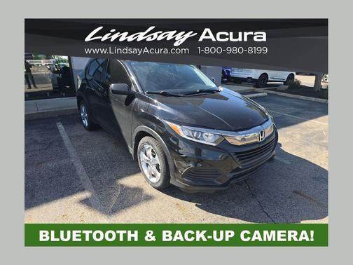 Crystal Black Pearl 2021 Honda HR-V LX