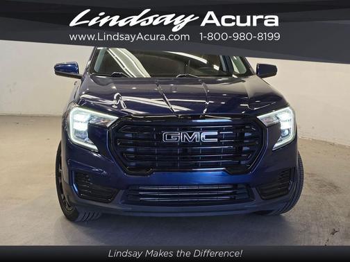 Marine Metallic 2022 GMC Terrain SLE