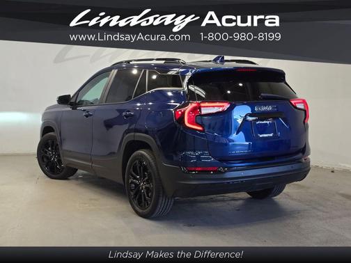 Marine Metallic 2022 GMC Terrain SLE