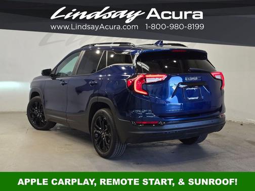 Marine Metallic 2022 GMC Terrain SLE