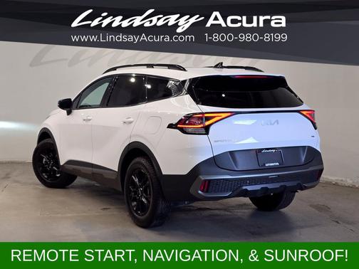 Glacial White Pearl 2023 Kia Sportage S