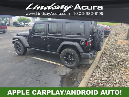 Black Clearcoat 2022 Jeep Wrangler Willys