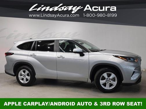 Celestial Silver Metallic 2024 Toyota Highlander LE I4