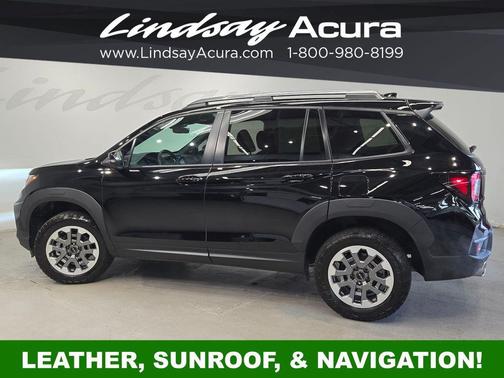 Crystal Black Pearl 2025 Honda Passport TrailSport