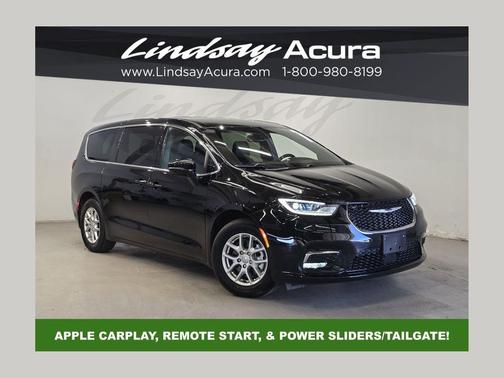 Diamond Black Crystal Pearlcoat 2025 Chrysler Pacifica L