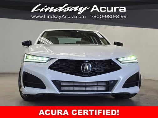 2025 Acura TLX 