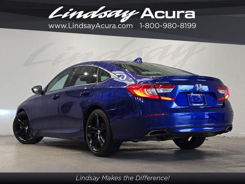Still Night Pearl 2018 Honda Accord Sport
