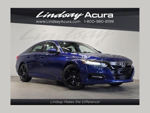 Still Night Pearl 2018 Honda Accord Sport