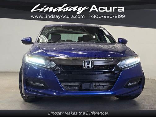 Still Night Pearl 2018 Honda Accord Sport