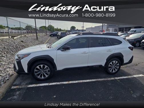 Crystal White Pearl 2023 Subaru Outback Limited
