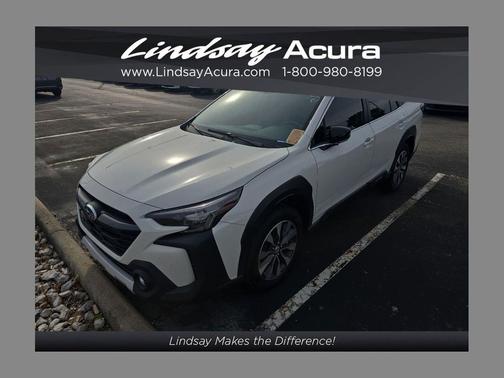 Crystal White Pearl 2023 Subaru Outback Limited