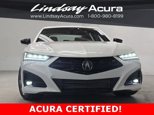 2025 Acura TLX 