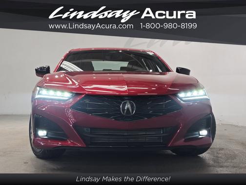 2025 Acura TLX 