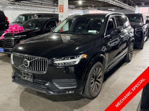 2021 Volvo XC90 T5 Momentum