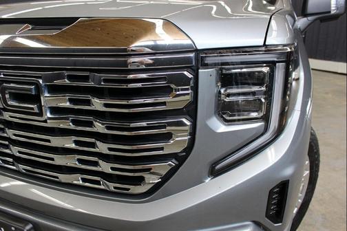 Sterling Metallic 2024 GMC Sierra 1500 Denali