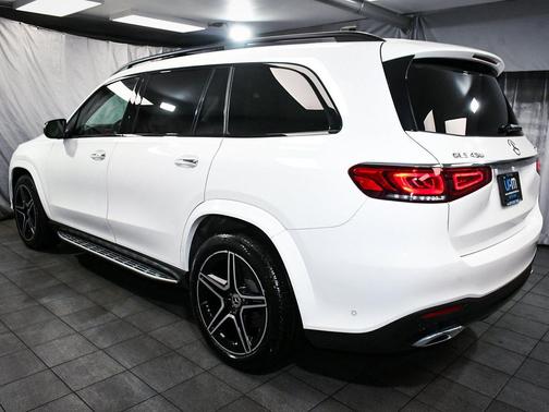 White 2023 Mercedes-Benz GLS 450 4MATIC