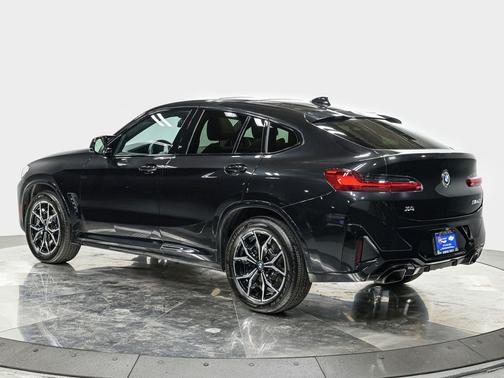 2025 BMW X4 M40i