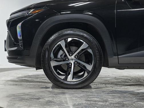 Mosaic Black Metallic 2024 Chevrolet Trax FWD 1RS
