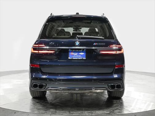 2023 BMW X7 M60i
