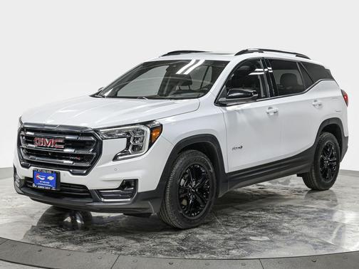 Summit White 2022 GMC Terrain AWD AT4