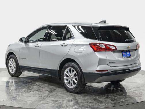 Silver Ice Metallic 2019 Chevrolet Equinox 1LT