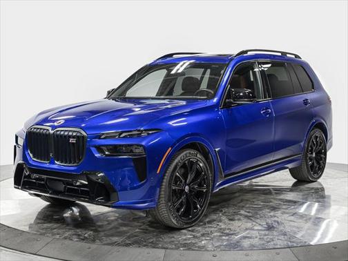 2023 BMW X7 M60i