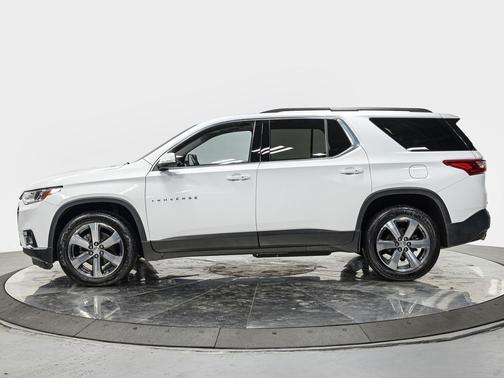 2021 Chevrolet Traverse LT Leather