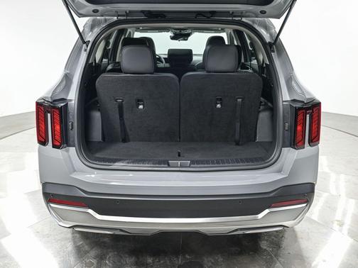 Wolf Gray 2024 Kia Sorento S