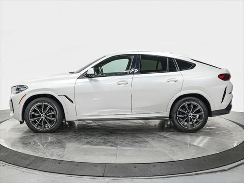 2022 BMW X6 xDrive40i