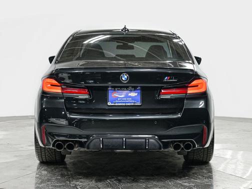 2022 BMW M5 Base