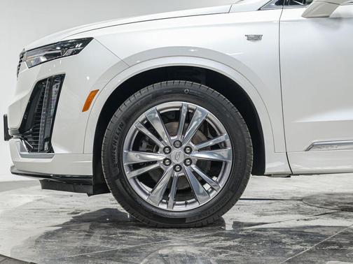 2023 Cadillac XT6 Premium Luxury AWD