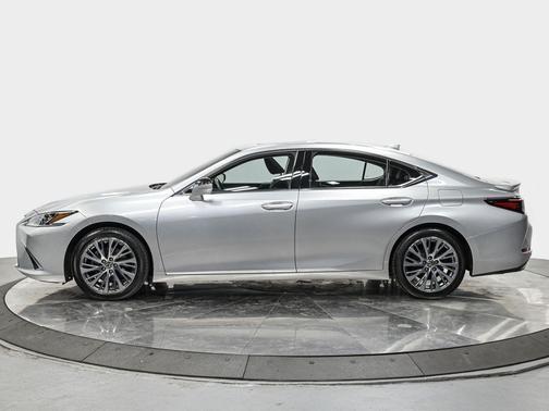 2021 Lexus ES 350 Base