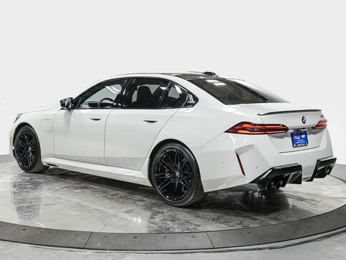 2025 BMW M5 Base