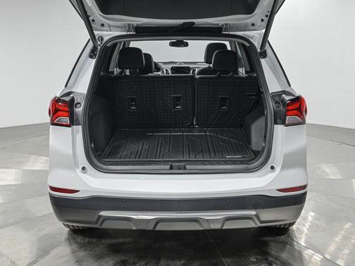 Summit White 2023 Chevrolet Equinox Premier w/1LZ