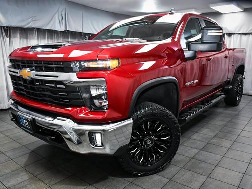 Radiant Red Tintcoat 2024 Chevrolet Silverado 2500 LT