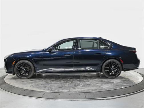 2024 BMW 740 i xDrive