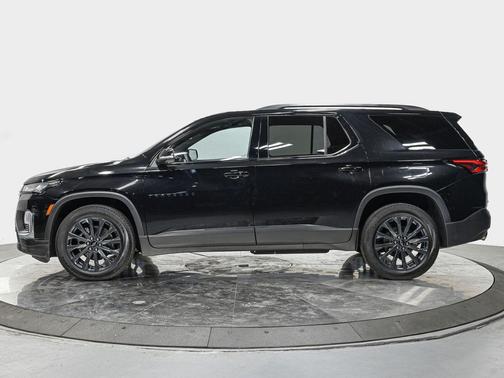 Mosaic Black Metallic 2023 Chevrolet Traverse RS